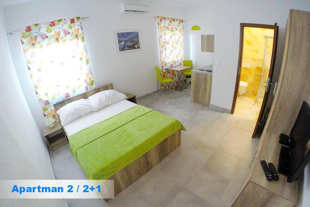 Villa Kristinka Vodice Exteriör bild