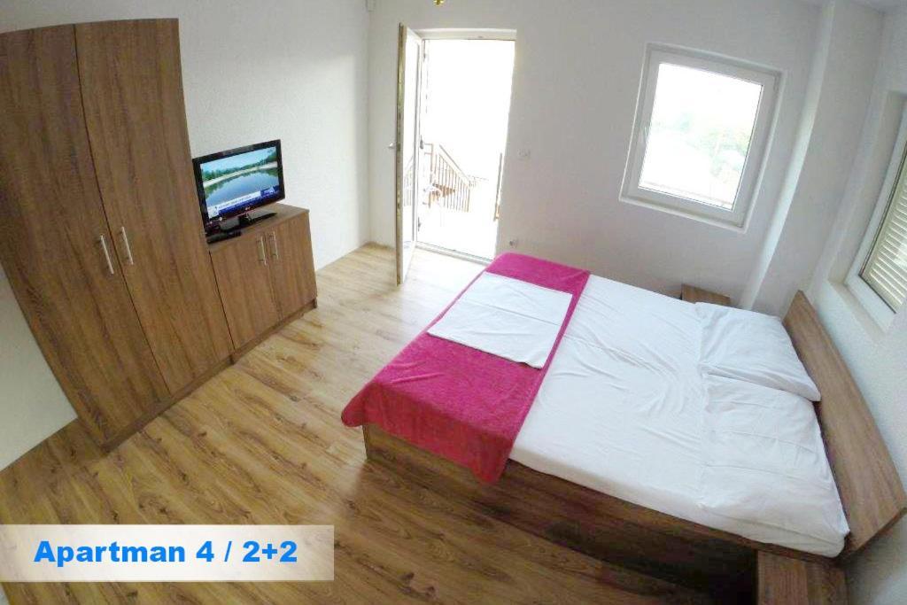 Villa Kristinka Vodice Exteriör bild